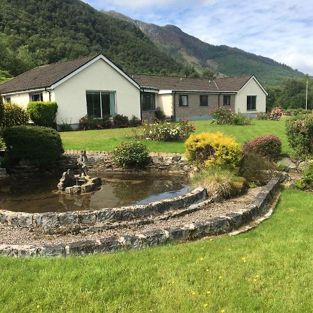 Lyn-Leven Guest House Ballachulish Exteriör bild