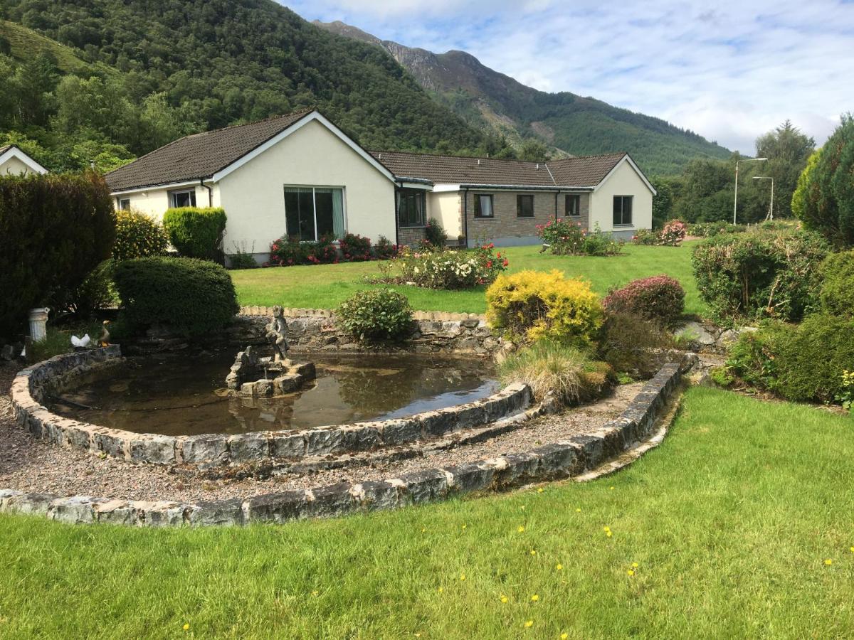 Lyn-Leven Guest House Ballachulish Exteriör bild